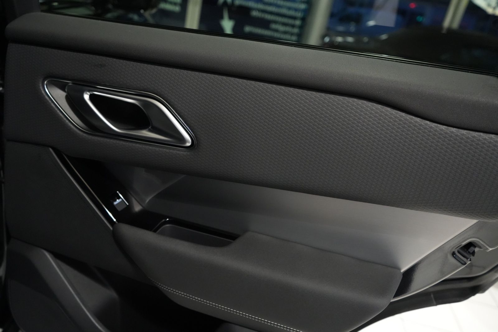 Land Rover Range Rover Velar – Bild 21