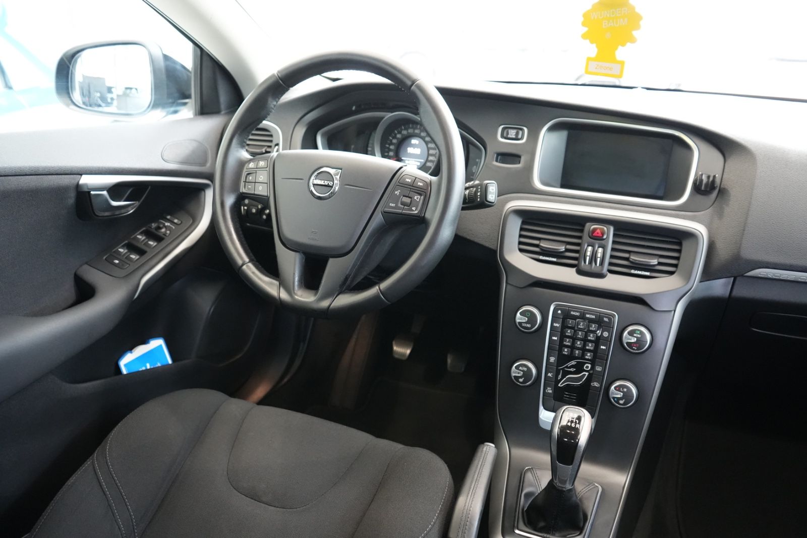 Volvo V40 – Bild 5