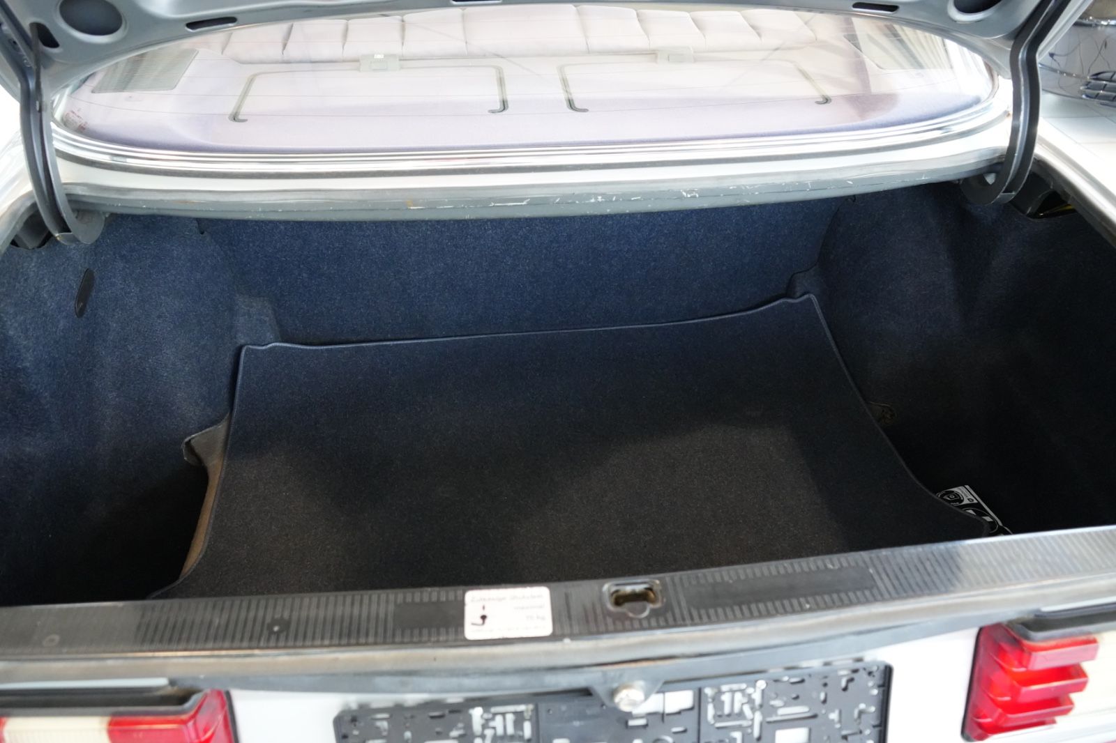 Mercedes-Benz 280 – Bild 15