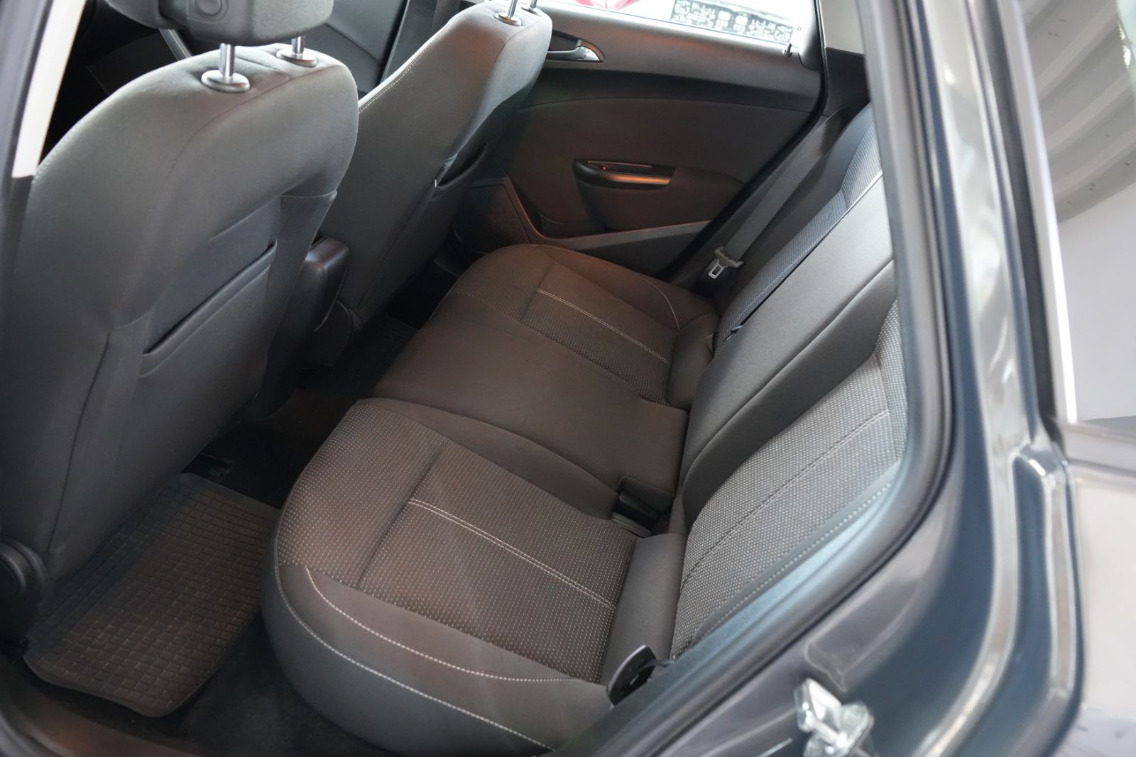 Opel Astra – Bild 9