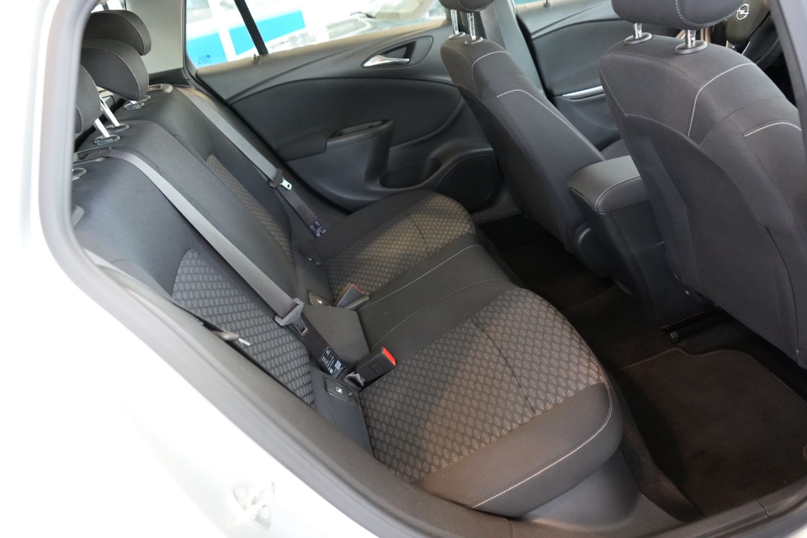 Opel Astra – Bild 8