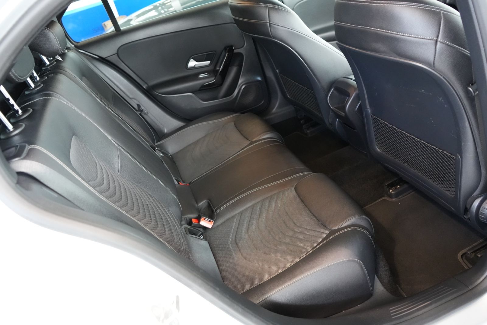 Mercedes-Benz A 180 – Bild 8