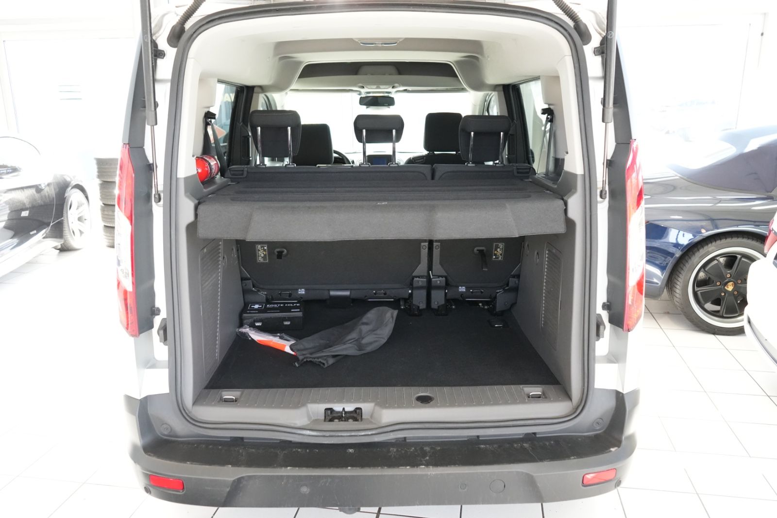 Ford Tourneo – Bild 9