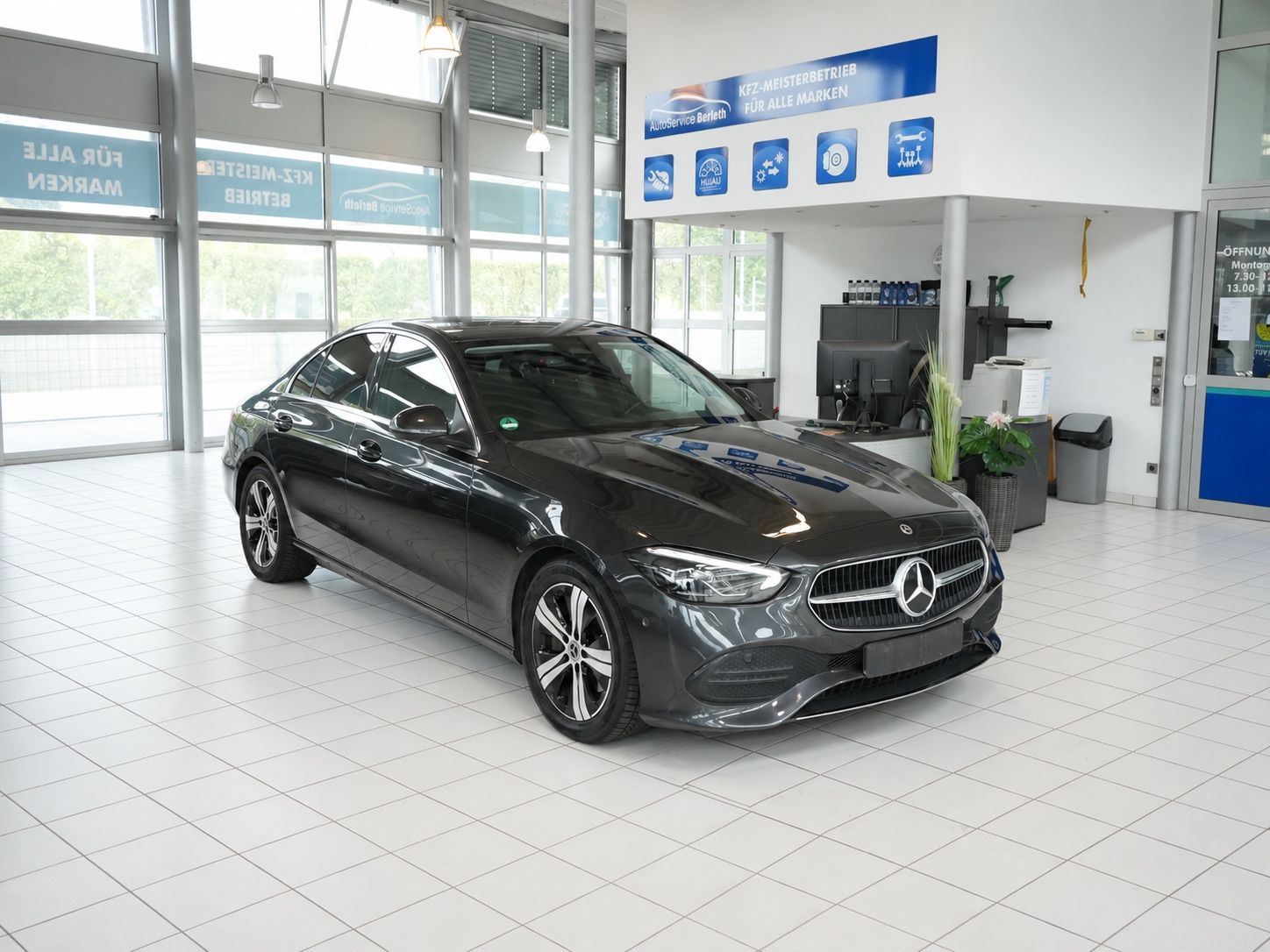 Mercedes-Benz C 200 – Bild 2