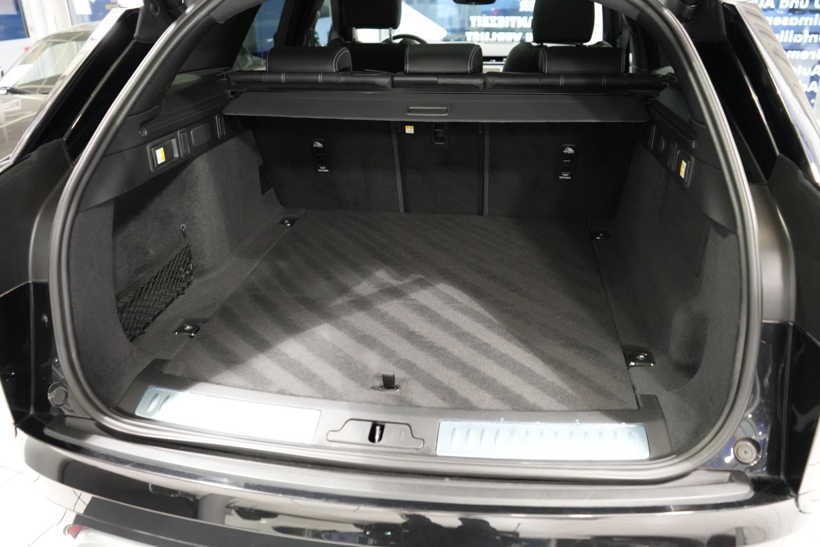 Land Rover Range Rover Velar – Bild 16