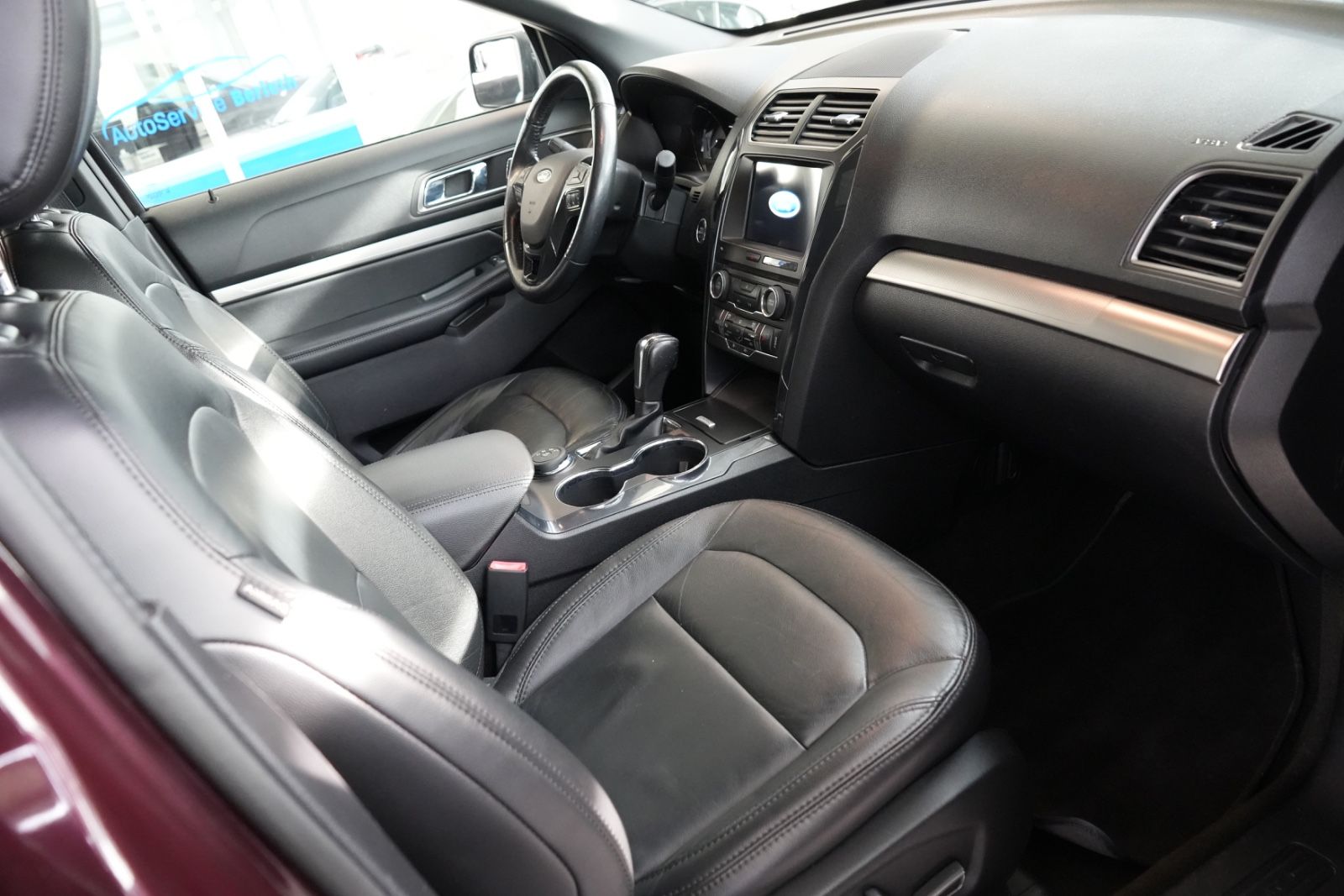 Ford Explorer – Bild 6