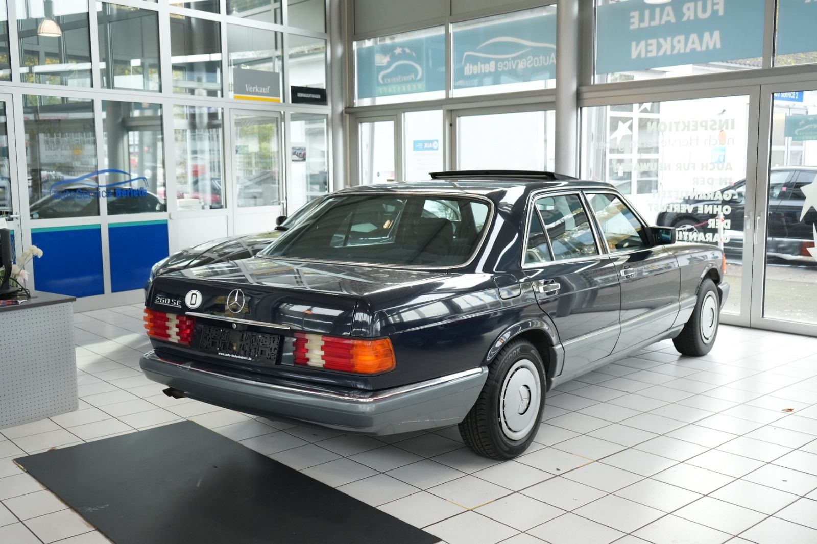 Mercedes-Benz 260 – Bild 3