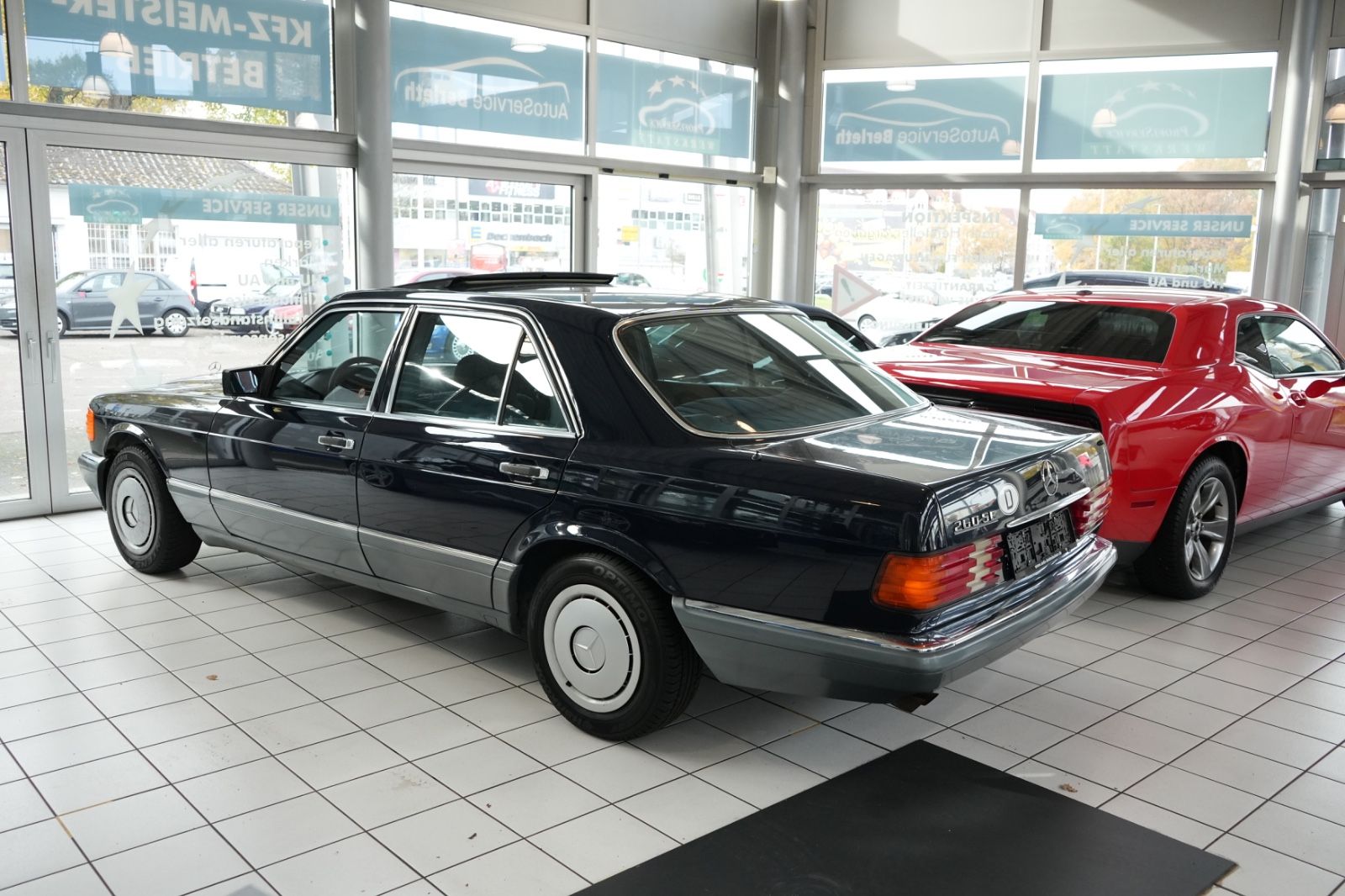 Mercedes-Benz 260 – Bild 4