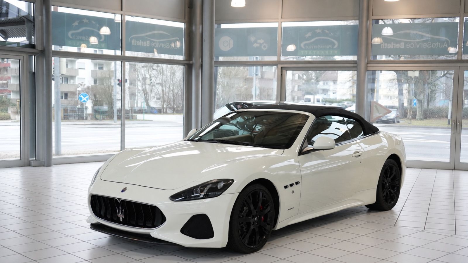 Maserati GranCabrio – Bild 2