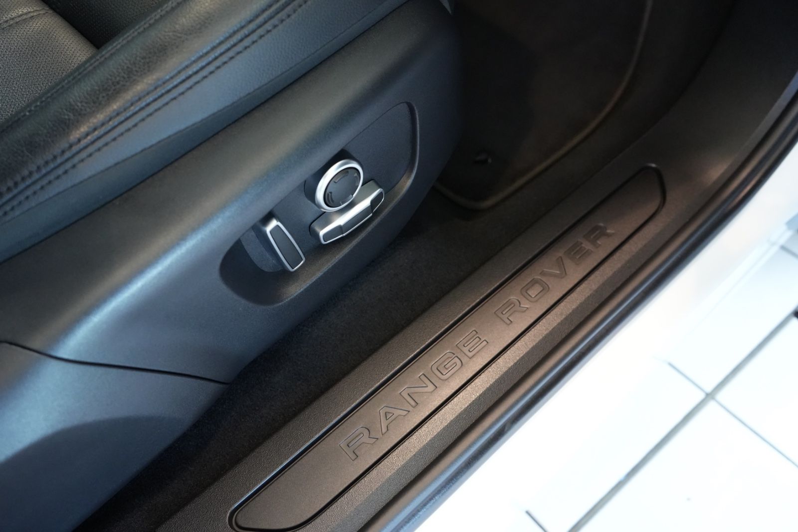 Land Rover Range Rover Evoque – Bild 16