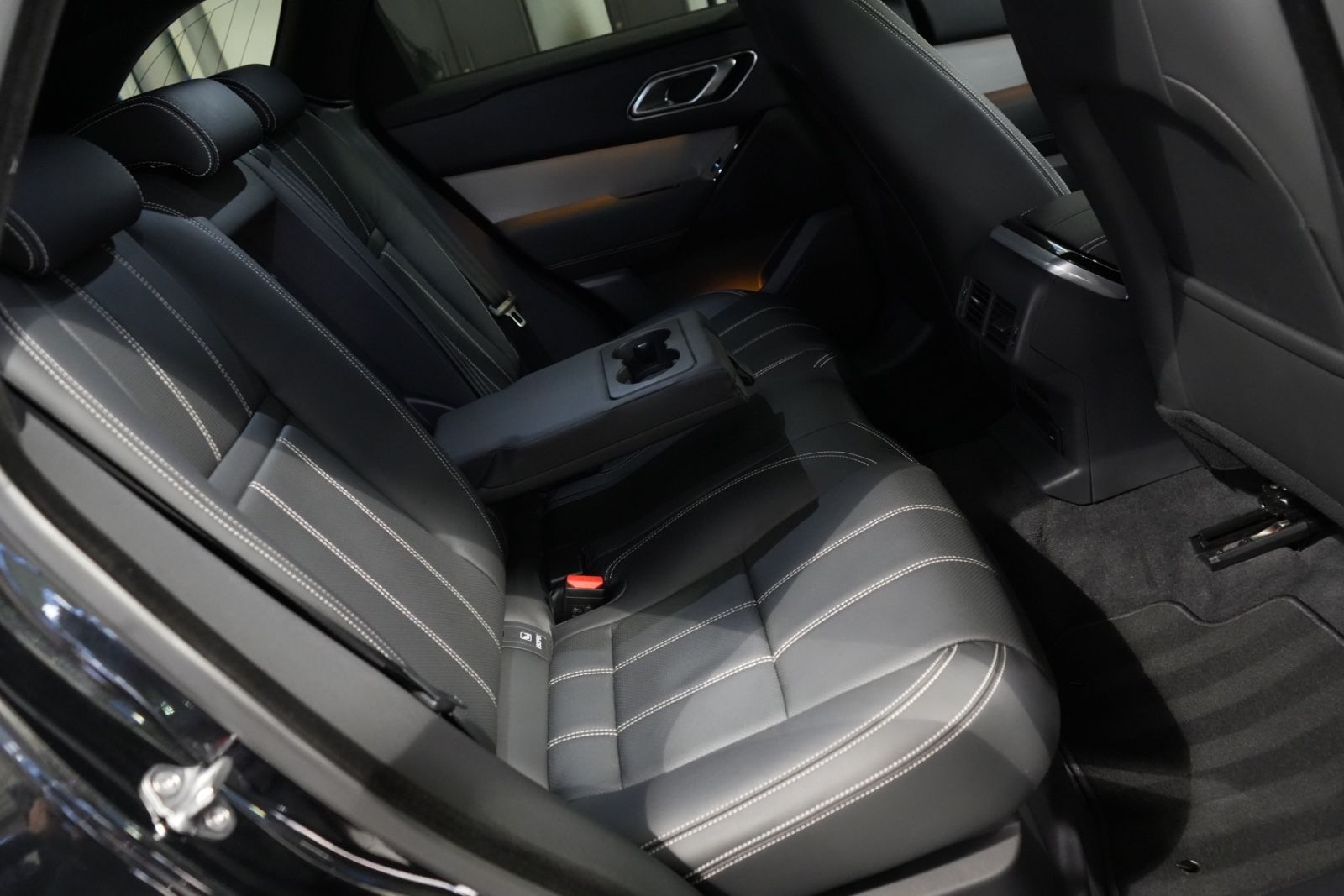Land Rover Range Rover Velar – Bild 11
