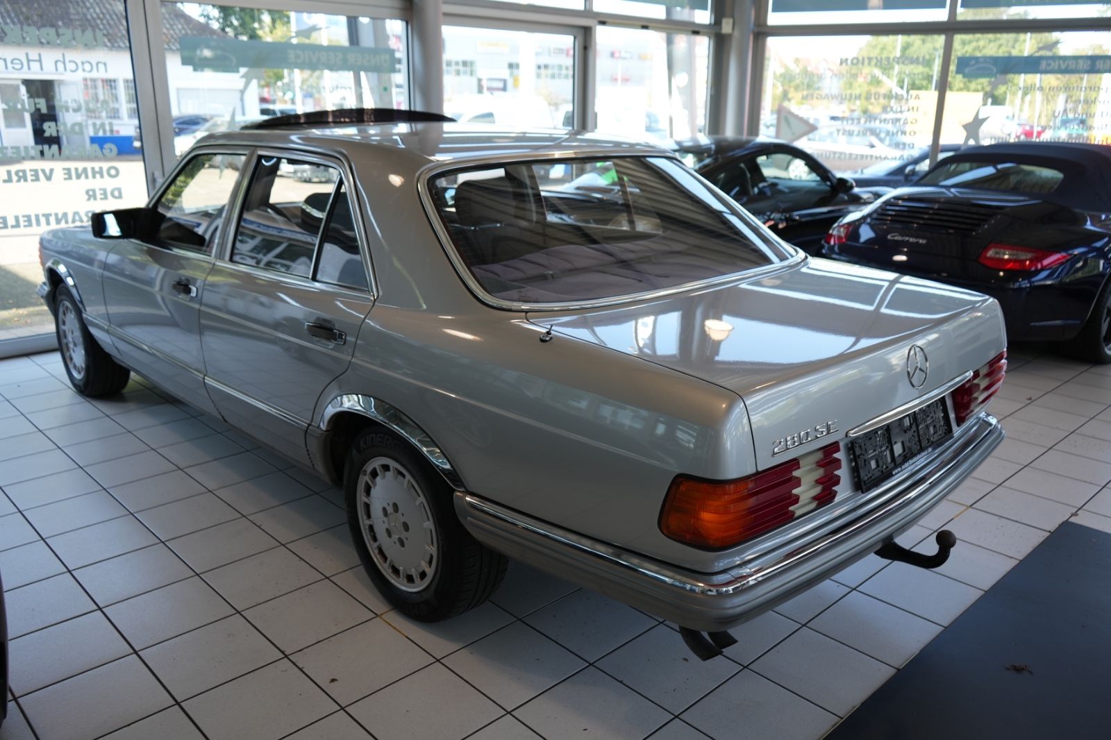 Mercedes-Benz 280 – Bild 3