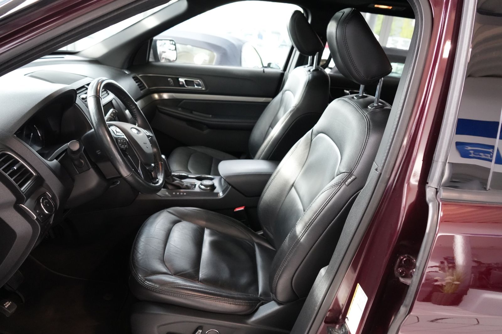 Ford Explorer – Bild 7