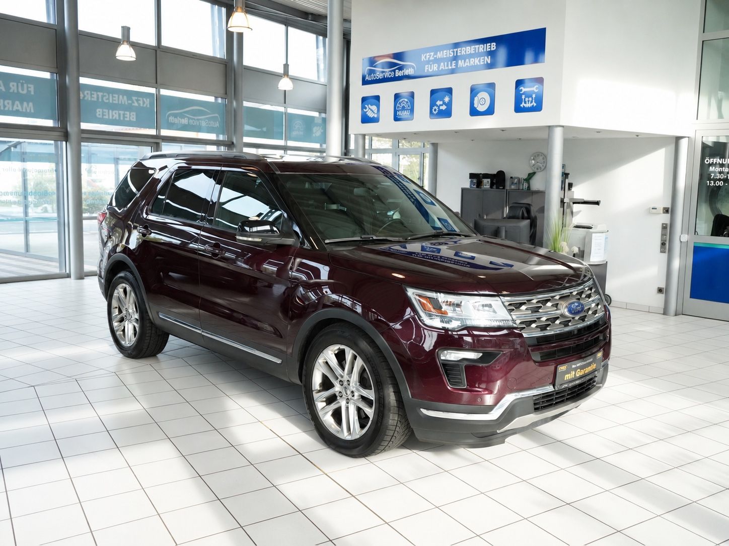 Ford Explorer – Bild 2