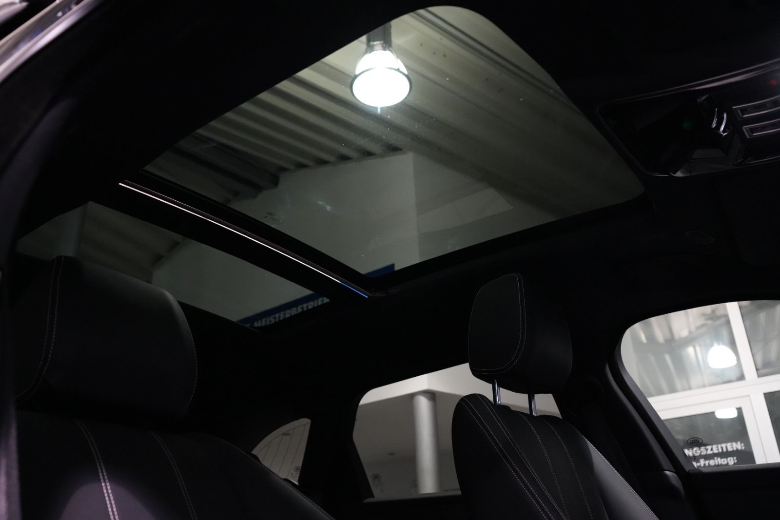 Land Rover Range Rover Velar – Bild 14