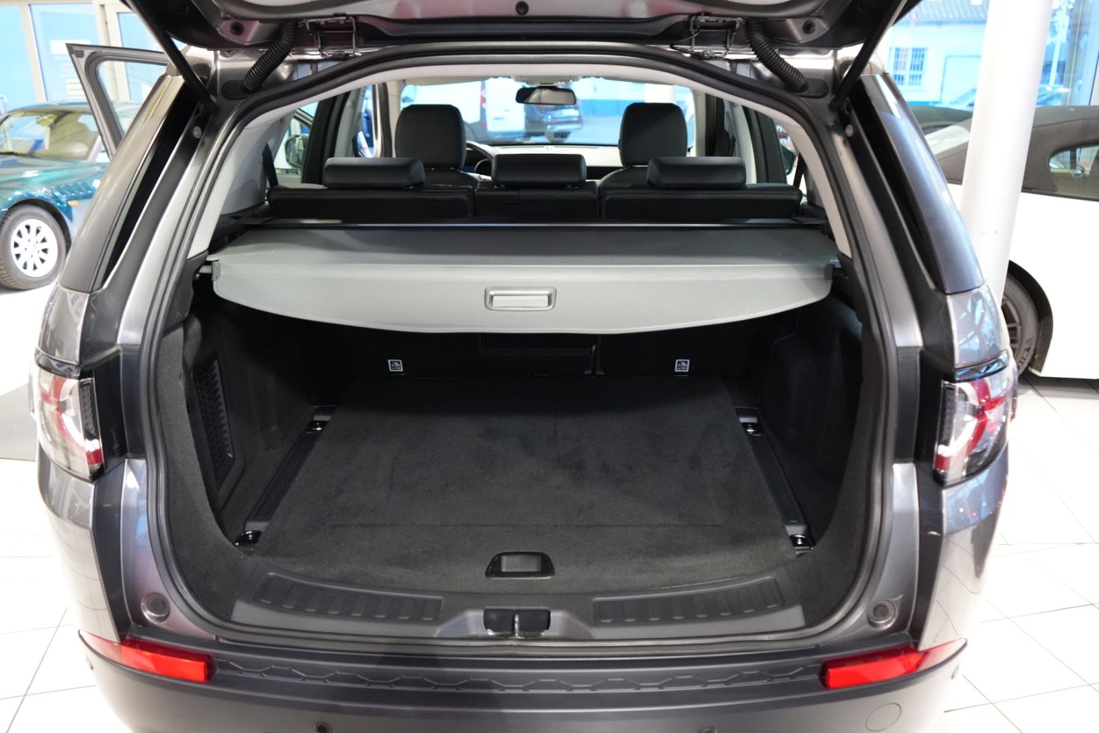 Land Rover Discovery – Bild 14
