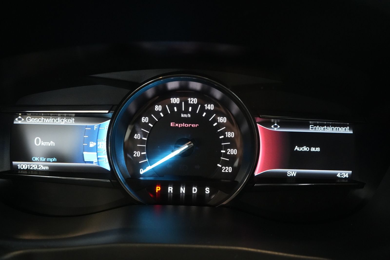 Ford Explorer – Bild 15