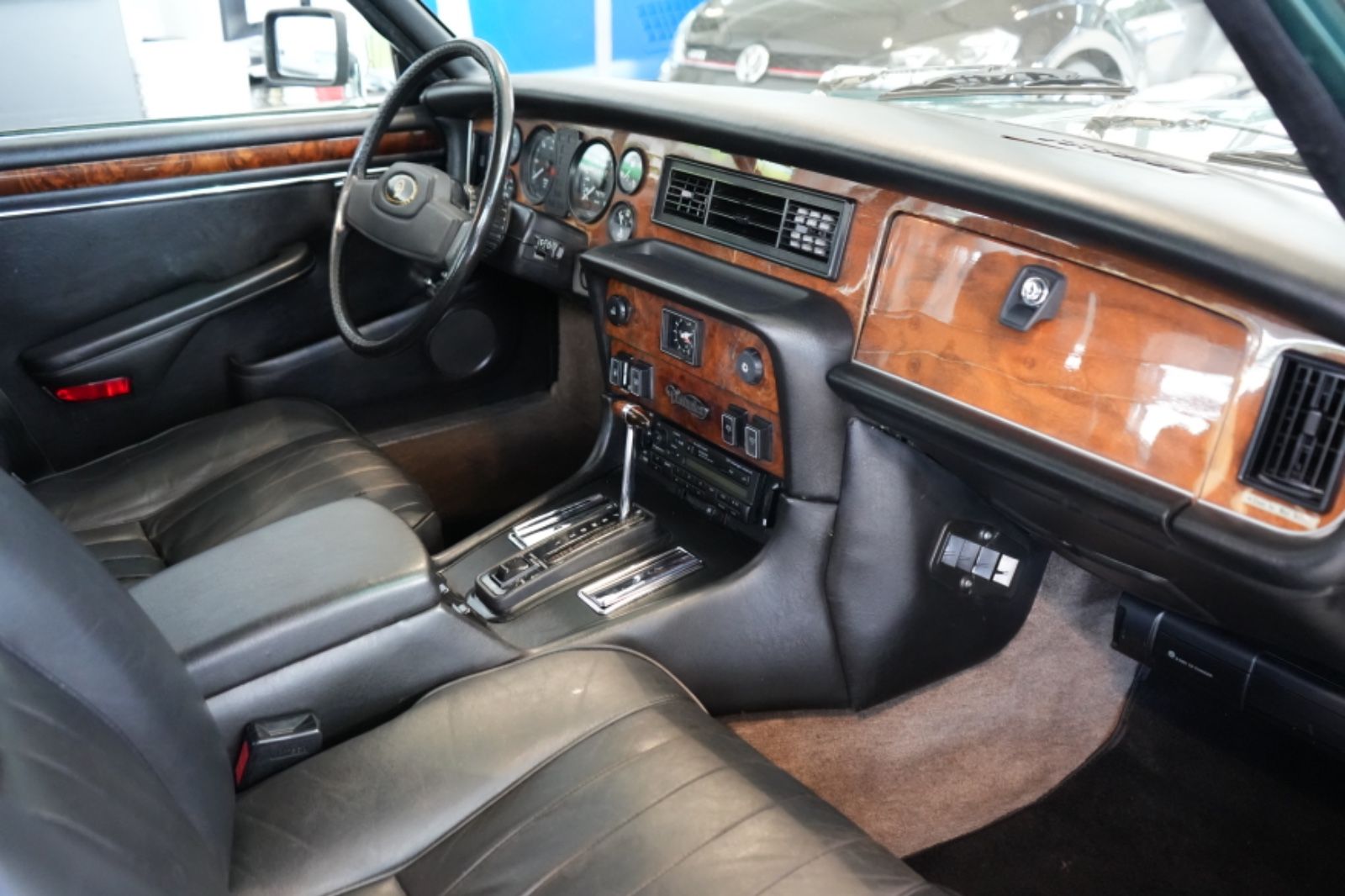 Jaguar XJ – Bild 7