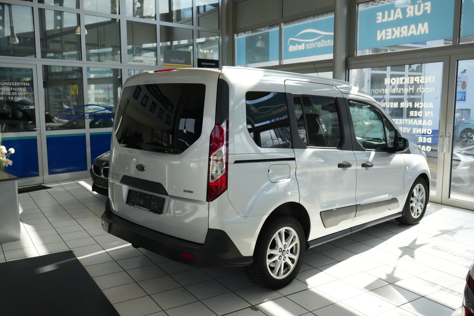 Ford Tourneo – Bild 2
