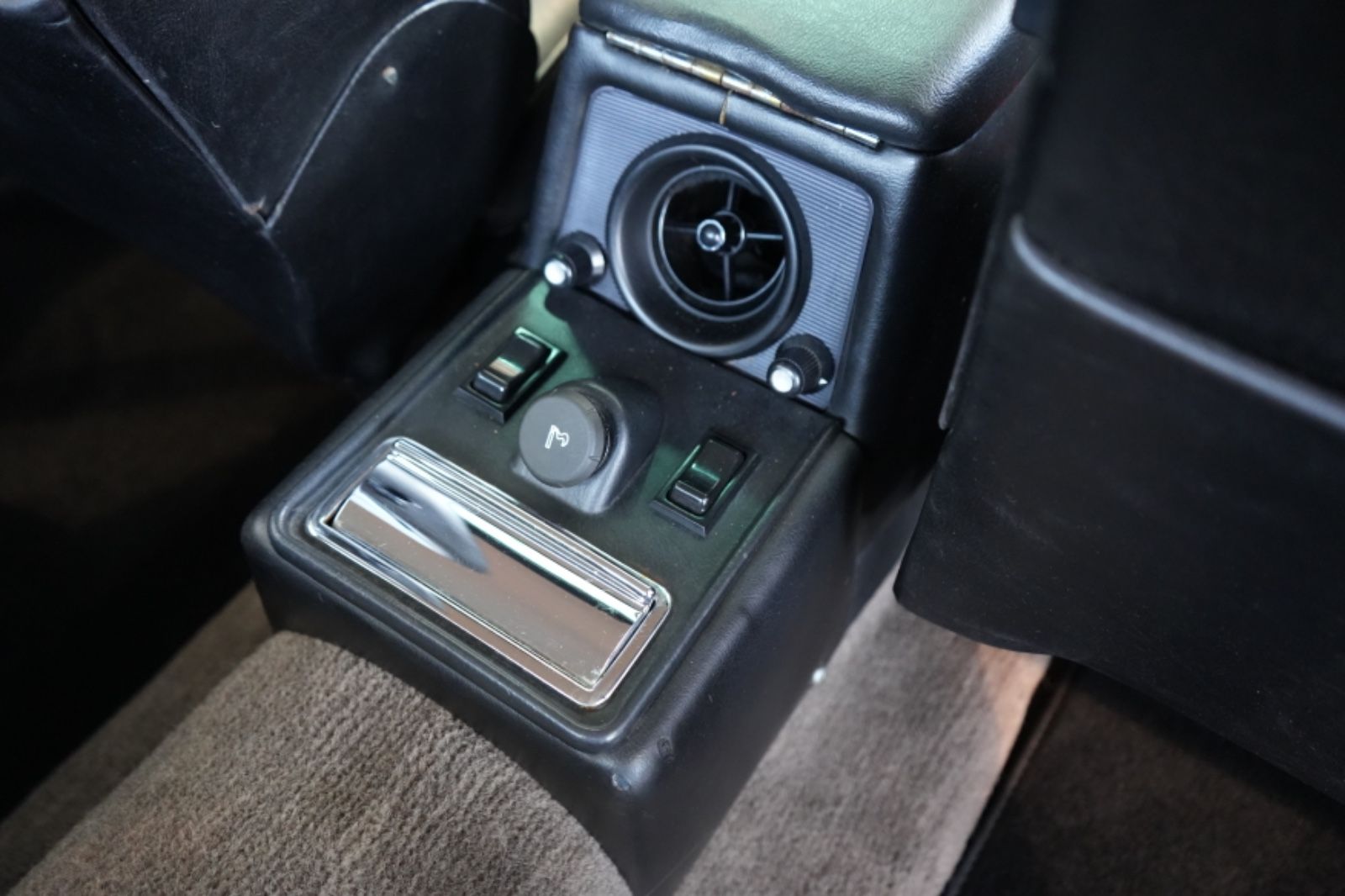 Jaguar XJ – Bild 12