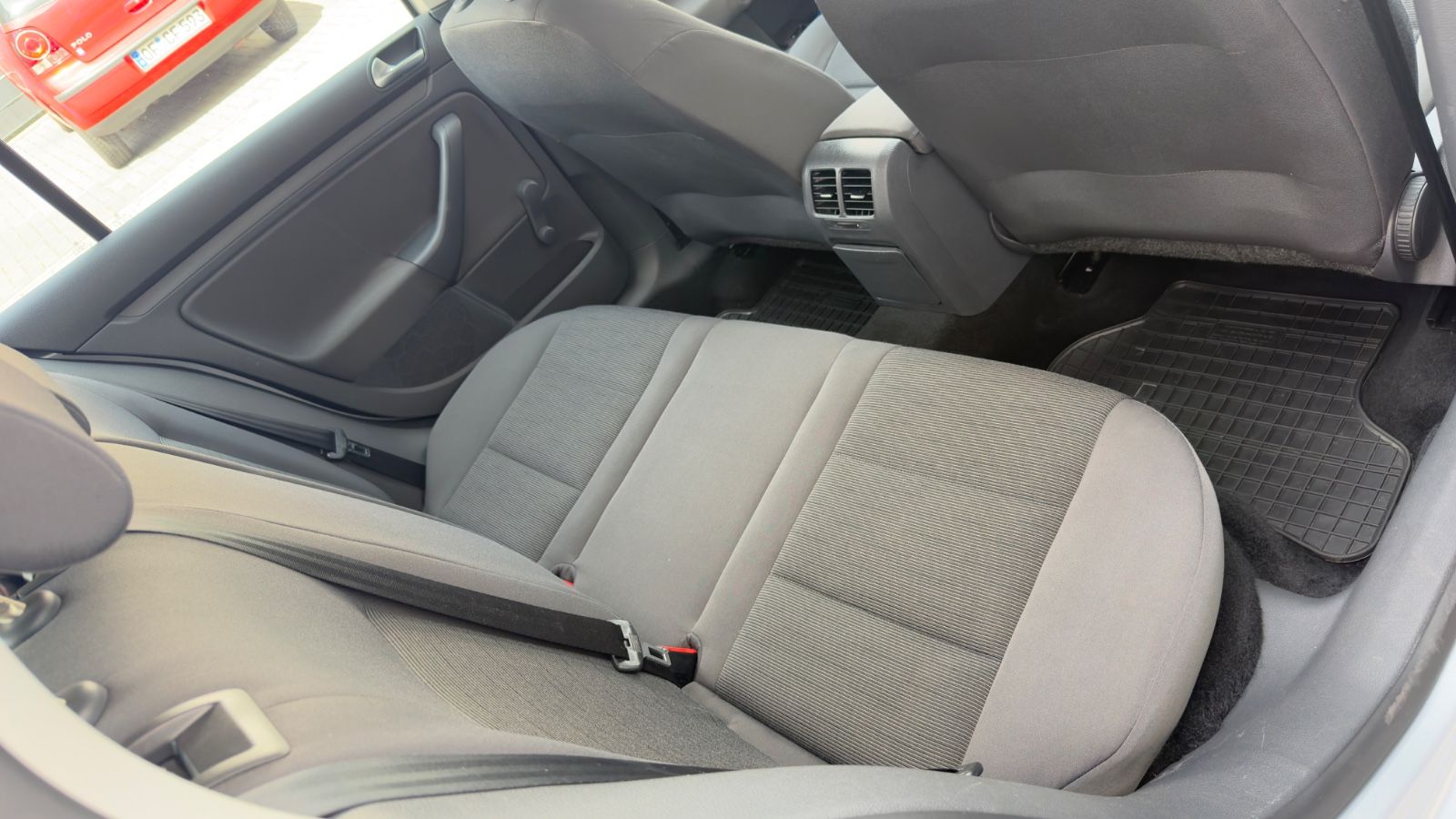 Volkswagen Golf – Bild 8