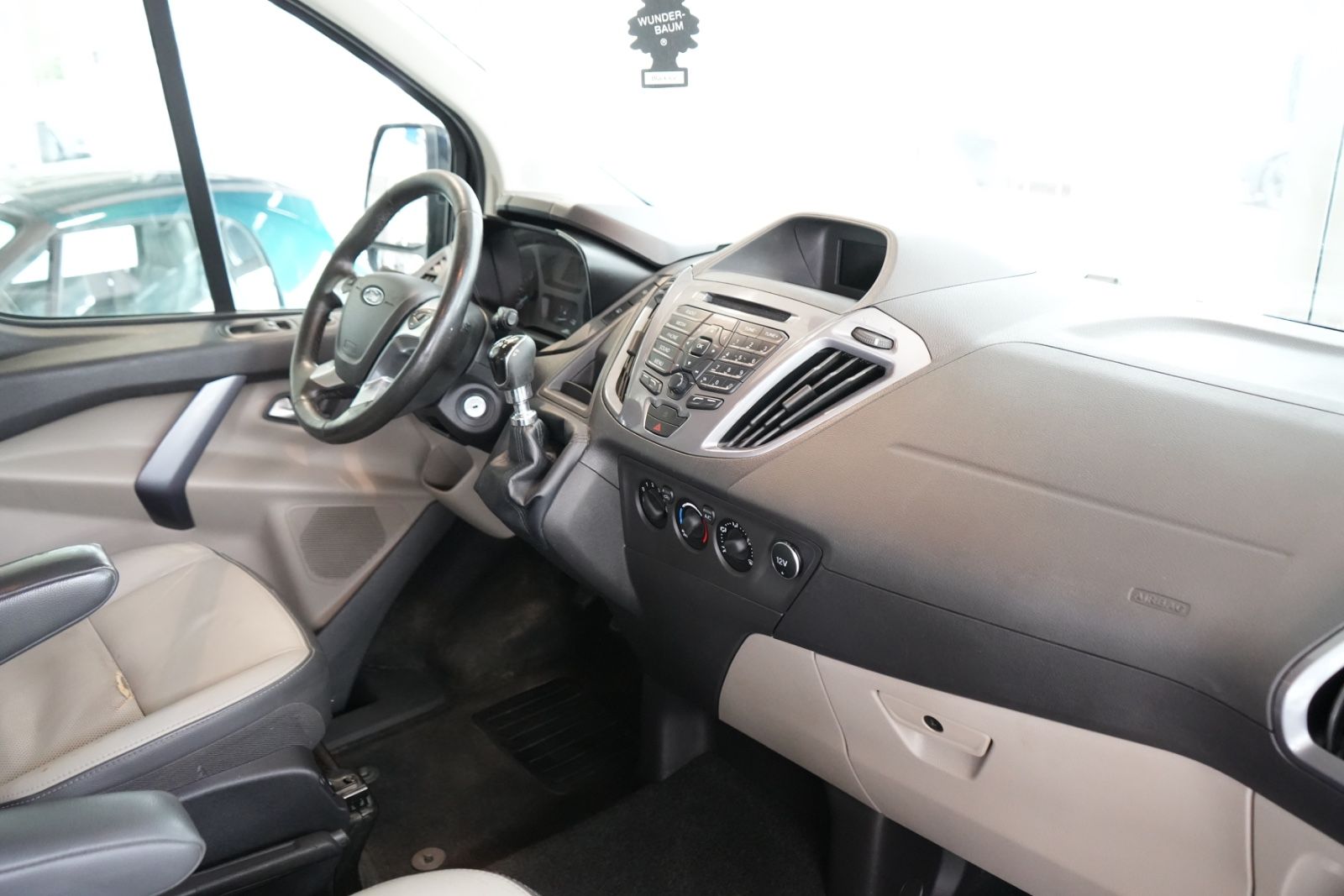 Ford Transit – Bild 7