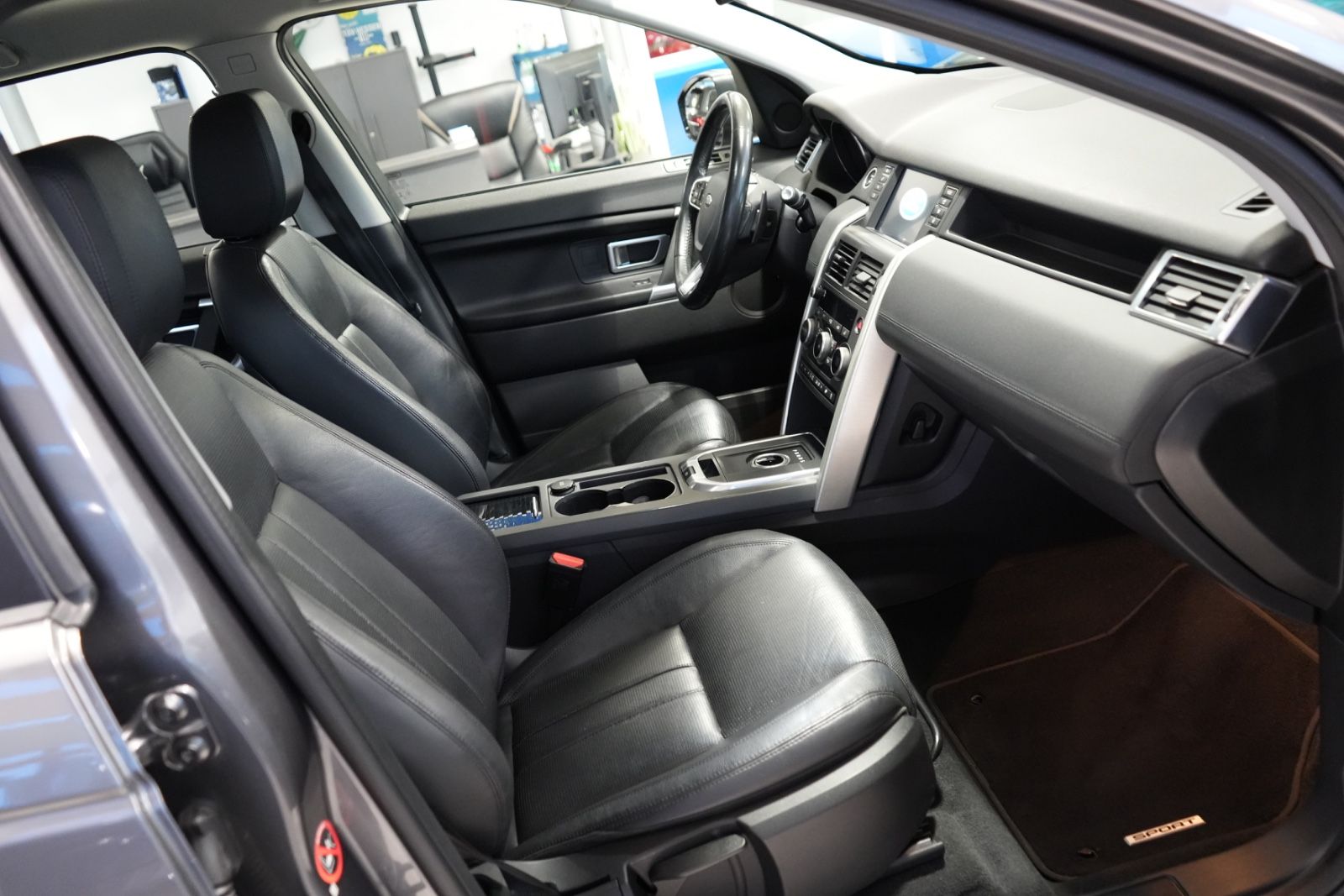 Land Rover Discovery – Bild 7